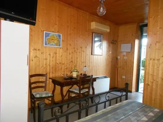 Standard Tek Büyük Yataklı Oda