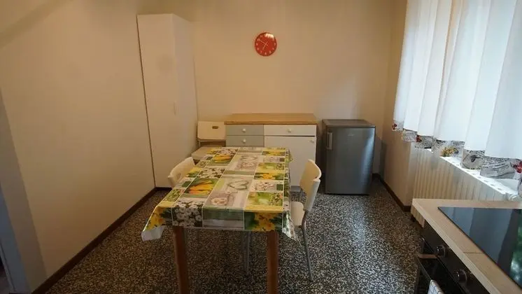 Apart Daire, 2 Yatak Odası, Ek Bina