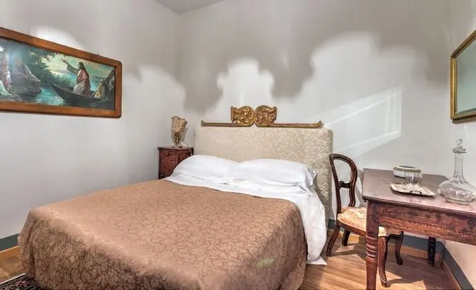 Tek Büyük Yataklı Oda