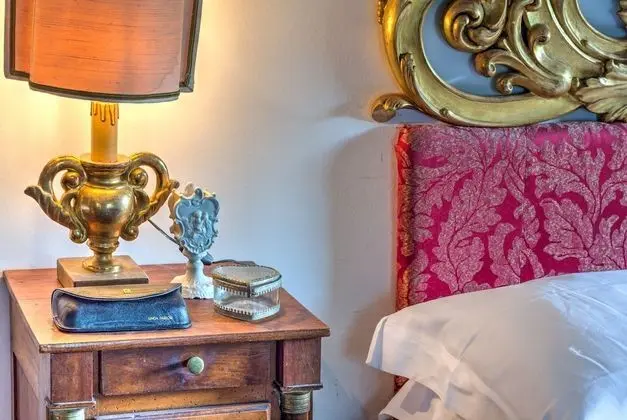 Tek Büyük Yataklı Oda, Ortak Banyo