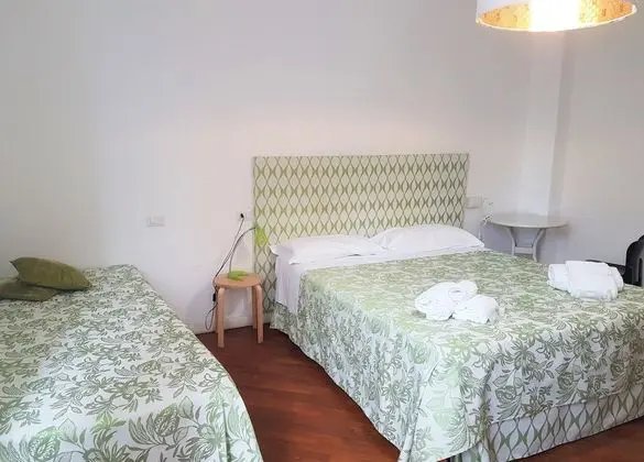 Comfort Tek Büyük Yataklı Oda