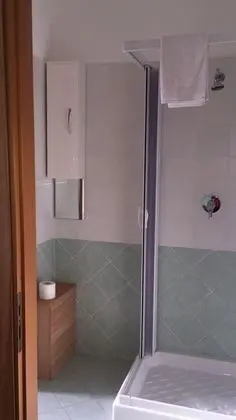 Basic Tek Büyük veya İki Ayrı Yataklı Oda