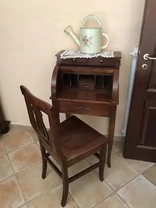 Classic Tek Büyük Yataklı Oda (Salmone)