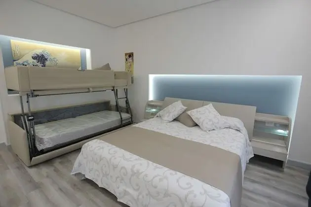 Deluxe Dört Kişilik Oda