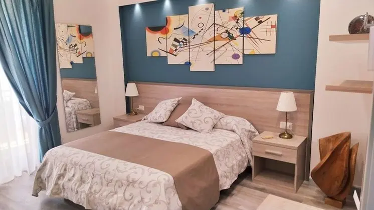 Deluxe Tek Büyük Yataklı Oda, Tepe Manzaralı