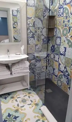 Deluxe Tek Büyük Yataklı Oda, Tepe Manzaralı
