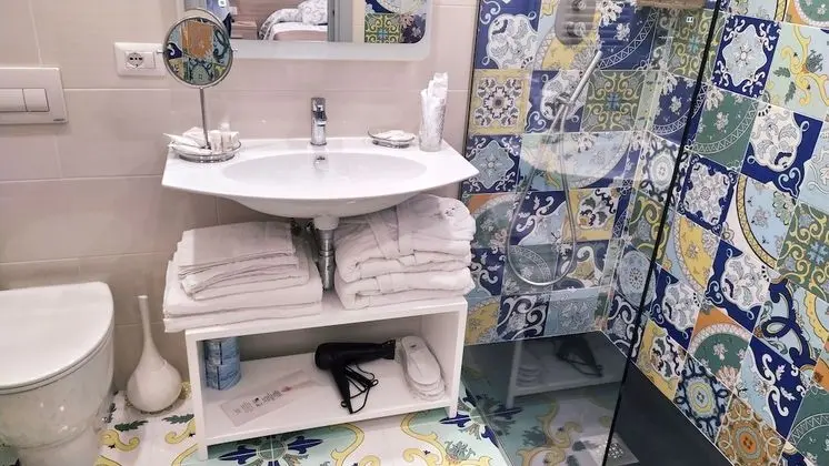 Deluxe Tek Büyük Yataklı Oda, Tepe Manzaralı