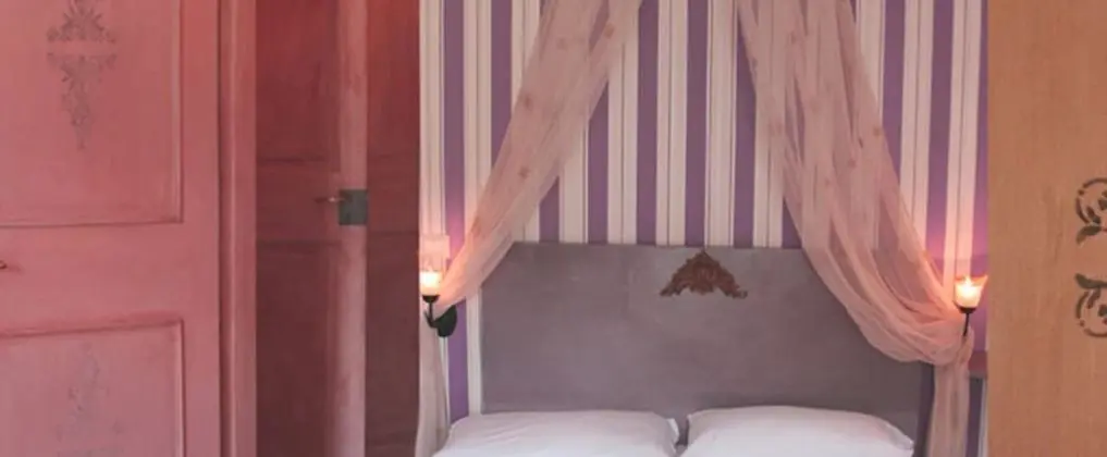 Tek Büyük Yataklı Oda, Balkon, Dağ Manzaralı