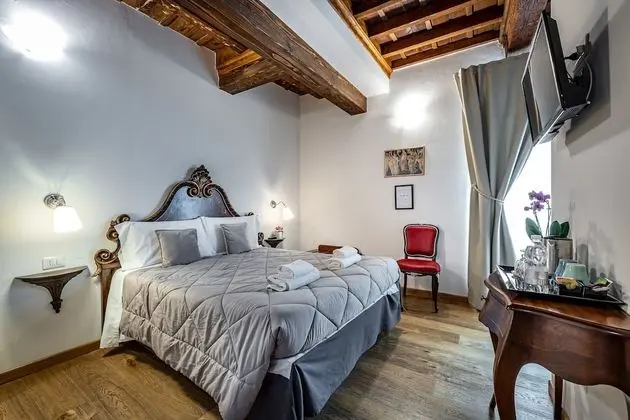 Comfort Tek Büyük Yataklı Oda