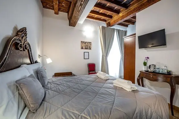 Comfort Tek Büyük Yataklı Oda