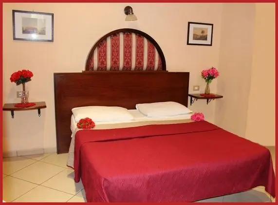 Tek Büyük veya İki Ayrı Yataklı Oda