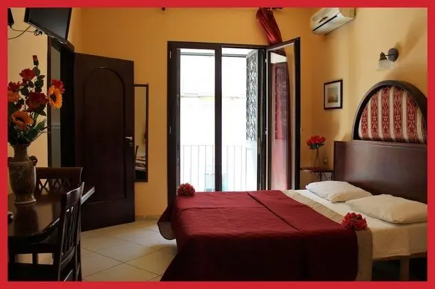 Tek Büyük veya İki Ayrı Yataklı Oda