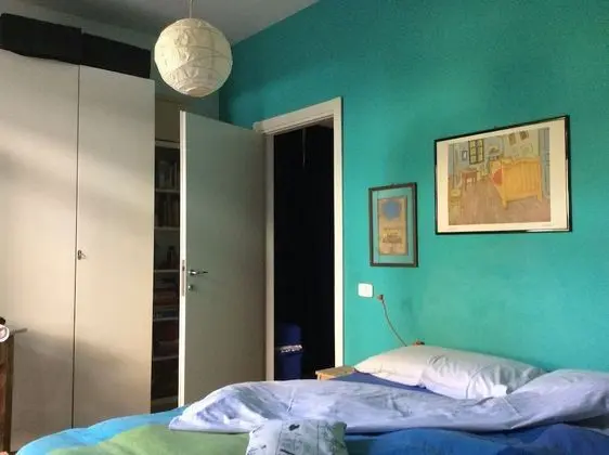 Tek Büyük Yataklı Oda, Ortak Banyo (Sarah)