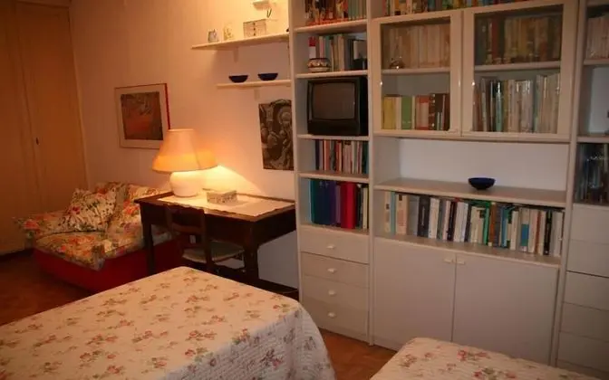 Comfort Tek Büyük veya İki Ayrı Yataklı Oda