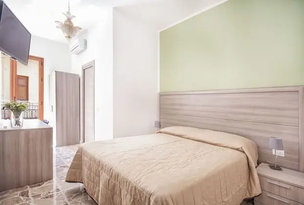 Deluxe Tek Büyük Yataklı Oda, Balkon