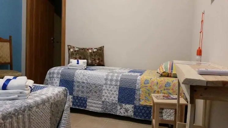 Dört Kişilik Oda, Sigara İçilmez (500X)