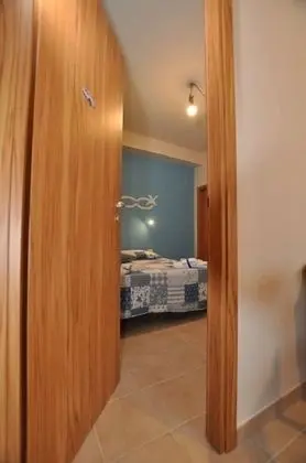 Dört Kişilik Oda, Sigara İçilmez (500X)