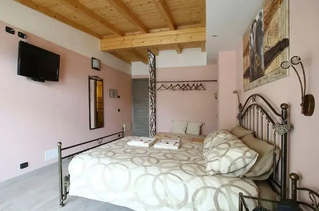 Tek Büyük Yataklı Oda, Balkon