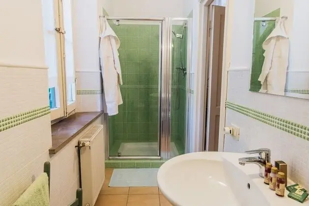 Tek Büyük Yataklı Oda, Özel Banyo