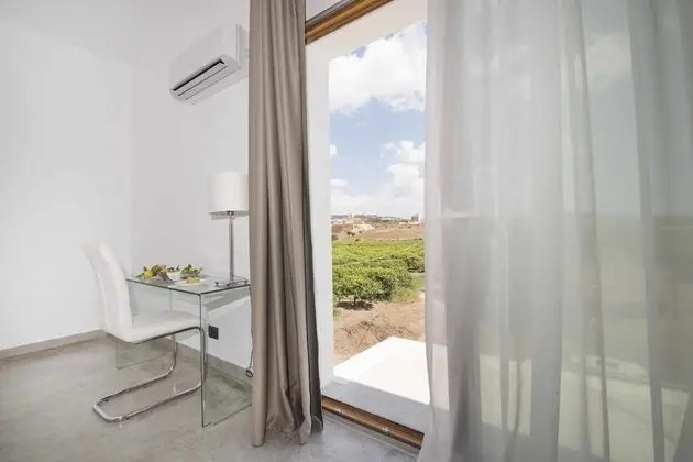 Deluxe Üç Kişilik Oda