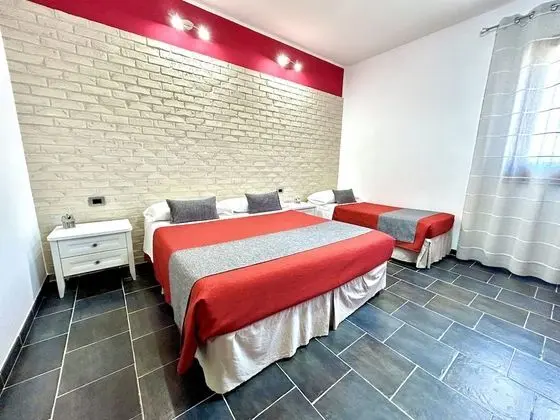 Dört Kişilik Oda, 1 Yatak Odası