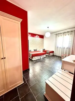 Dört Kişilik Oda, 1 Yatak Odası