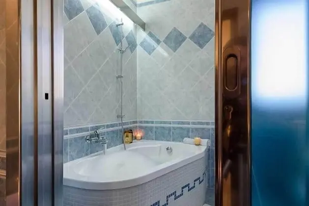 Deluxe Tek Büyük Yataklı Oda, Balkon