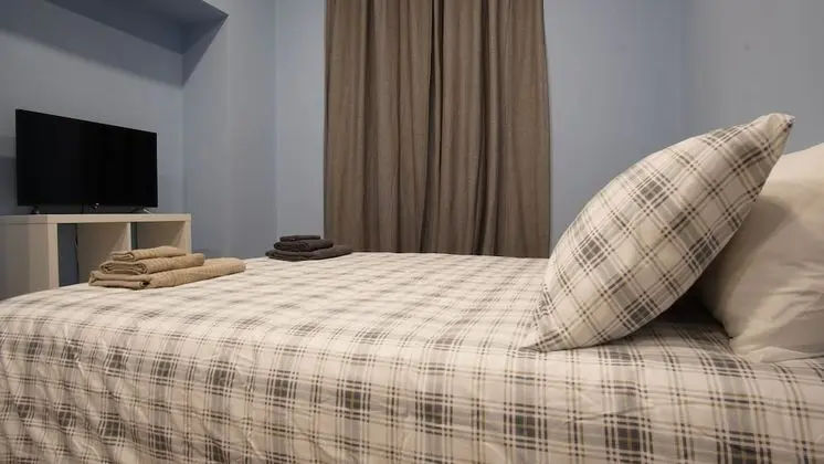 Tek Büyük Yataklı Oda, Ortak Banyo