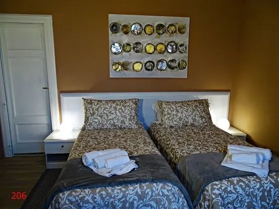 Classic Tek Büyük veya İki Ayrı Yataklı Oda