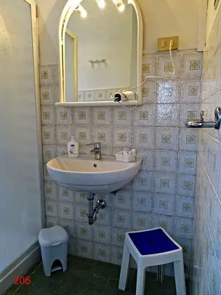 Classic Tek Büyük veya İki Ayrı Yataklı Oda