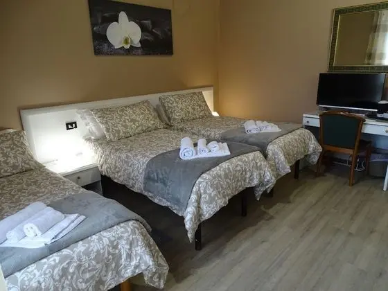 Classic Üç Kişilik Oda