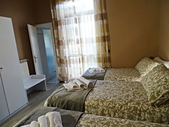 Classic Üç Kişilik Oda