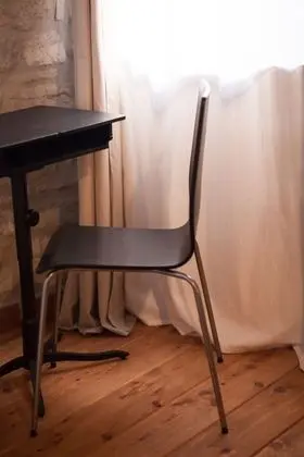 Basic Tek Büyük Yataklı Oda