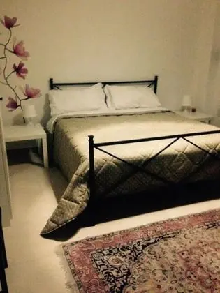 Büyük Yataklı Tek Kişilik Oda