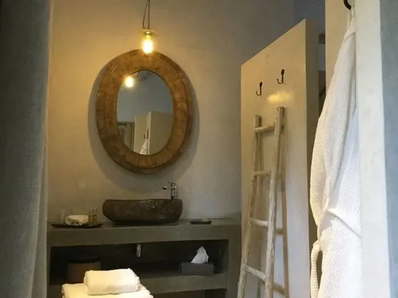 Tek Büyük Yataklı Oda (Bryone)