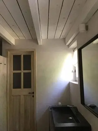 Üç Kişilik Oda (Camelee)