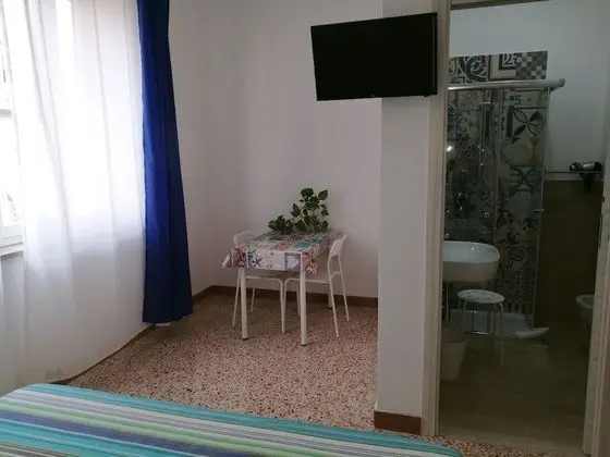 Tek Büyük Yataklı Oda