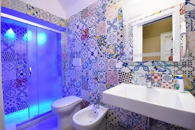 Tek Büyük Yataklı Oda, Balkon