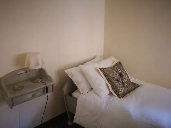 Tek Kişilik Oda, Ortak Banyo