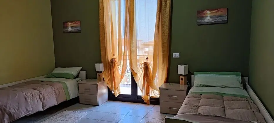 Tek Büyük veya İki Ayrı Yataklı Oda, Özel Banyo
