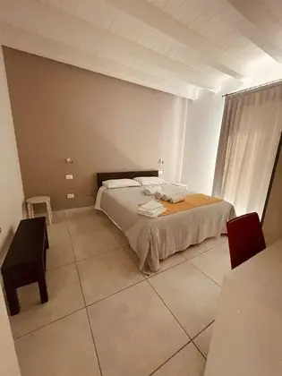 Üç Kişilik Oda
