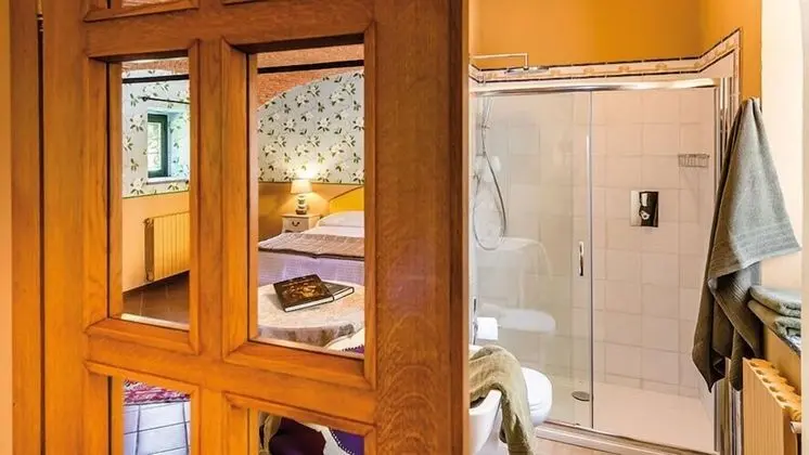 Romantic Tek Büyük Yataklı Oda, 1 Çift Kişilik Yatak, Şömine, Avlu