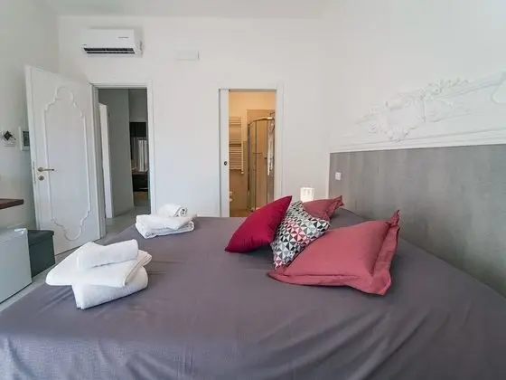 Tek Büyük Yataklı Oda, Şehir Manzaralı