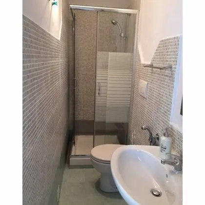 Tek Büyük Yataklı Oda, Banyolu/Duşlu