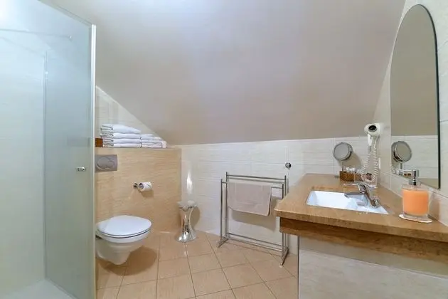 Family Dört Kişilik Oda, Özel Banyo (RIESLING)