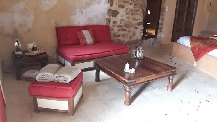 Tek Büyük Yataklı Oda (Zellige)