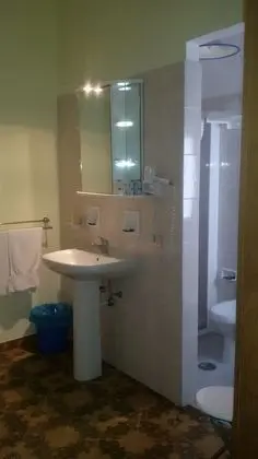 Tek Büyük veya İki Ayrı Yataklı Oda, Balkon