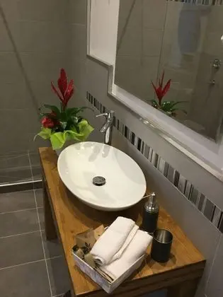 Deluxe Üç Kişilik Oda, Kanal Manzaralı
