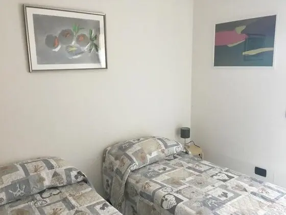 Tek Büyük Yataklı Oda, Ortak Banyo