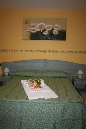 Üç Kişilik Oda, Bahçe Manzaralı